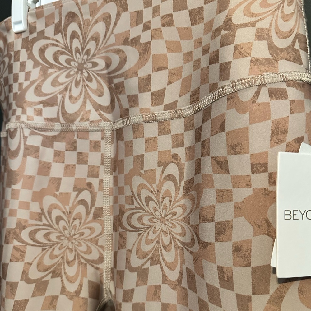Beyond Yoga High Waisted Midi Leggings in Check Flower - Picture 7 of 7